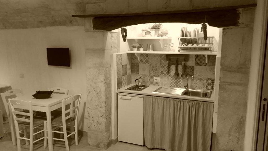 Hotel Dimora Miccolis Alberobello Zewnętrze zdjęcie